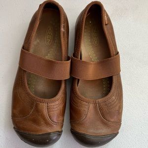 Keen flats Sienna brown Mary Jane leather size 7.5